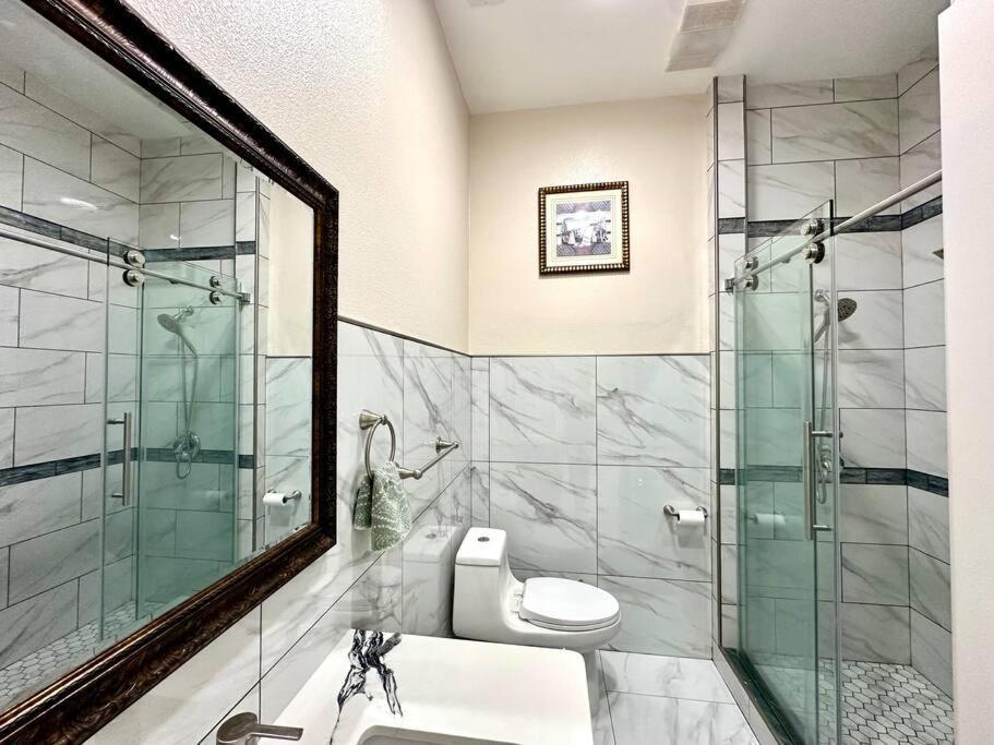 Vila New Renovated House In Little Saigon Midway City Exteriér fotografie
