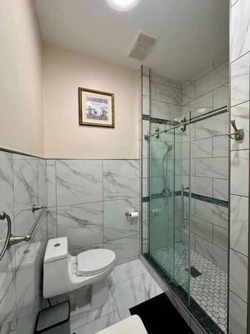 Vila New Renovated House In Little Saigon Midway City Exteriér fotografie