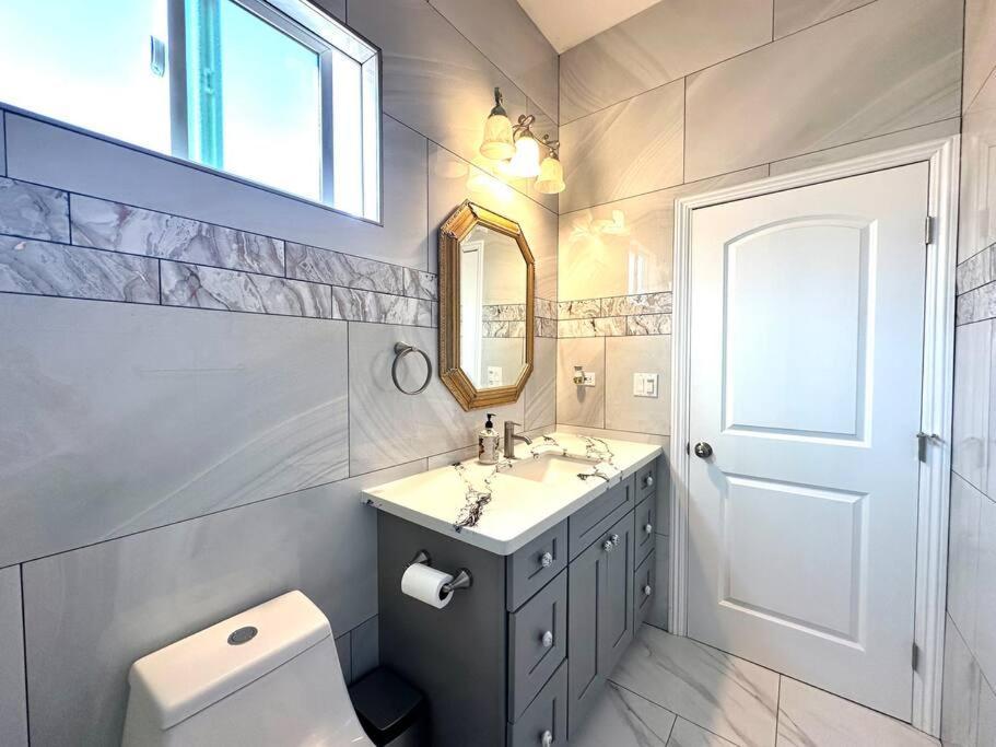 Vila New Renovated House In Little Saigon Midway City Exteriér fotografie